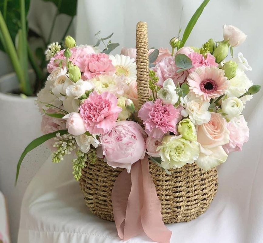 giỏ hoa chúc mừng