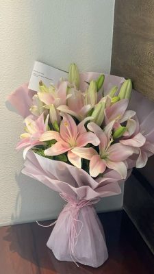 Hoa lily – Ngọt ngào và sang trọng